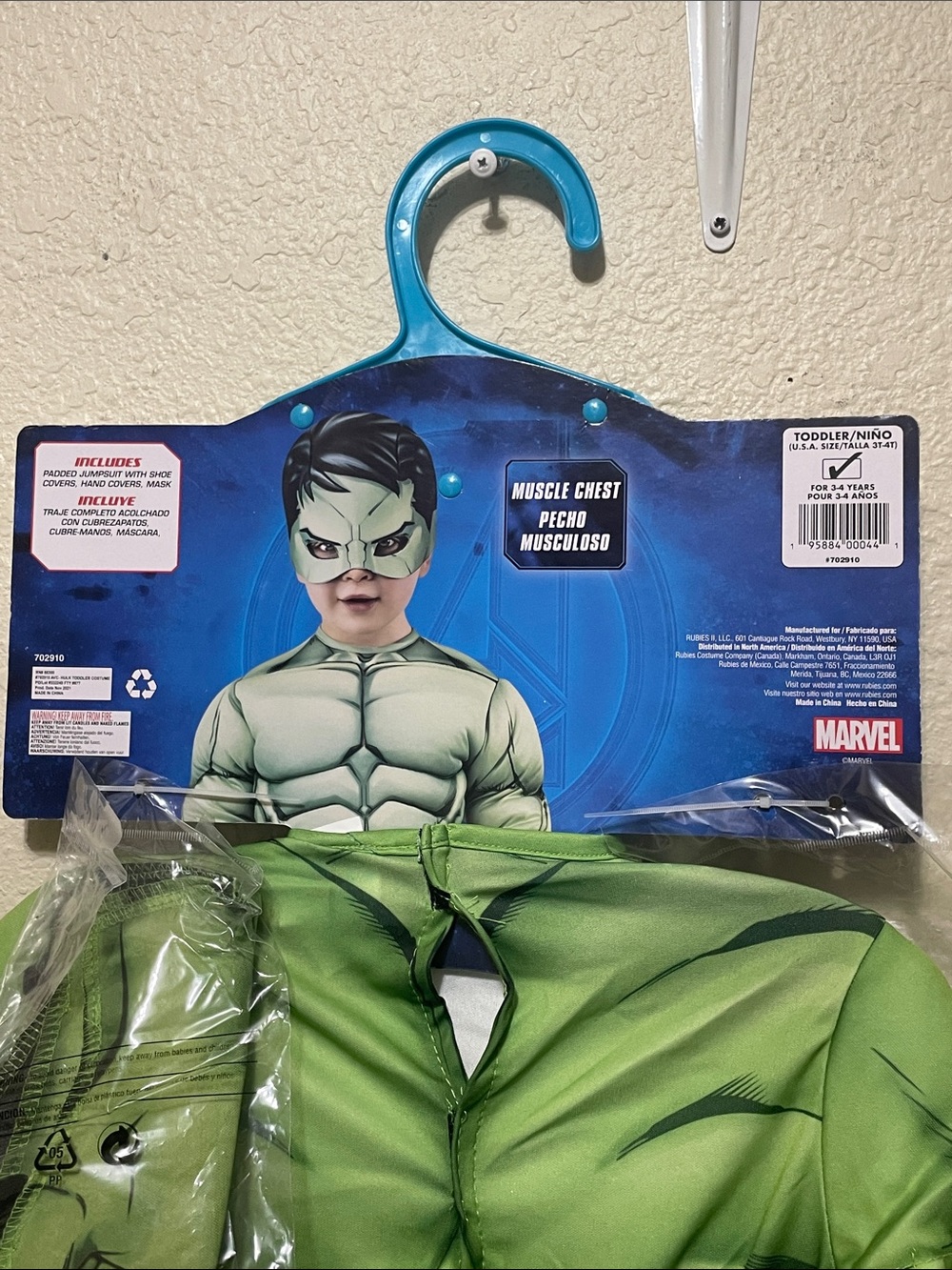Marvel Avengers Child's Hulk Costume. NWT. Size 3T/ 4T. - Picture 7 of 9